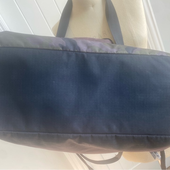 Nike duffel bag - Picture 13 of 15